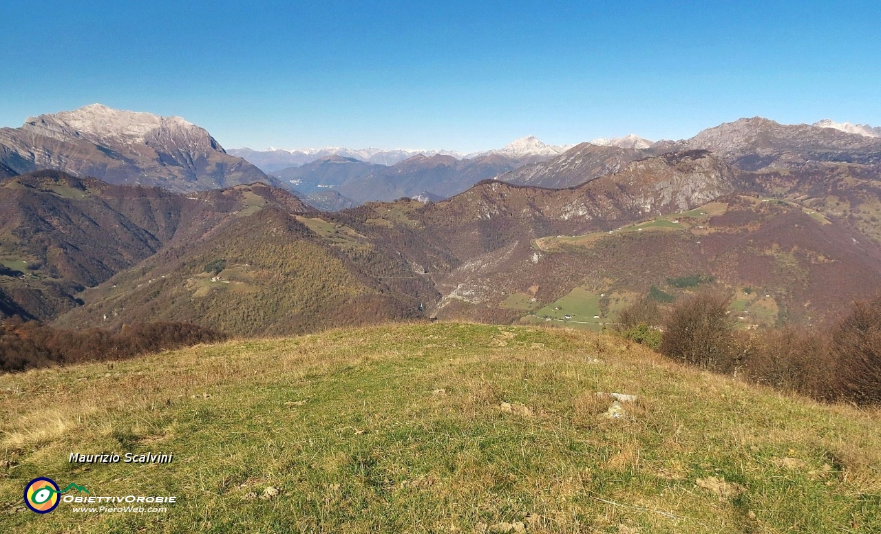 31 Panorama verso la Valsassina....JPG